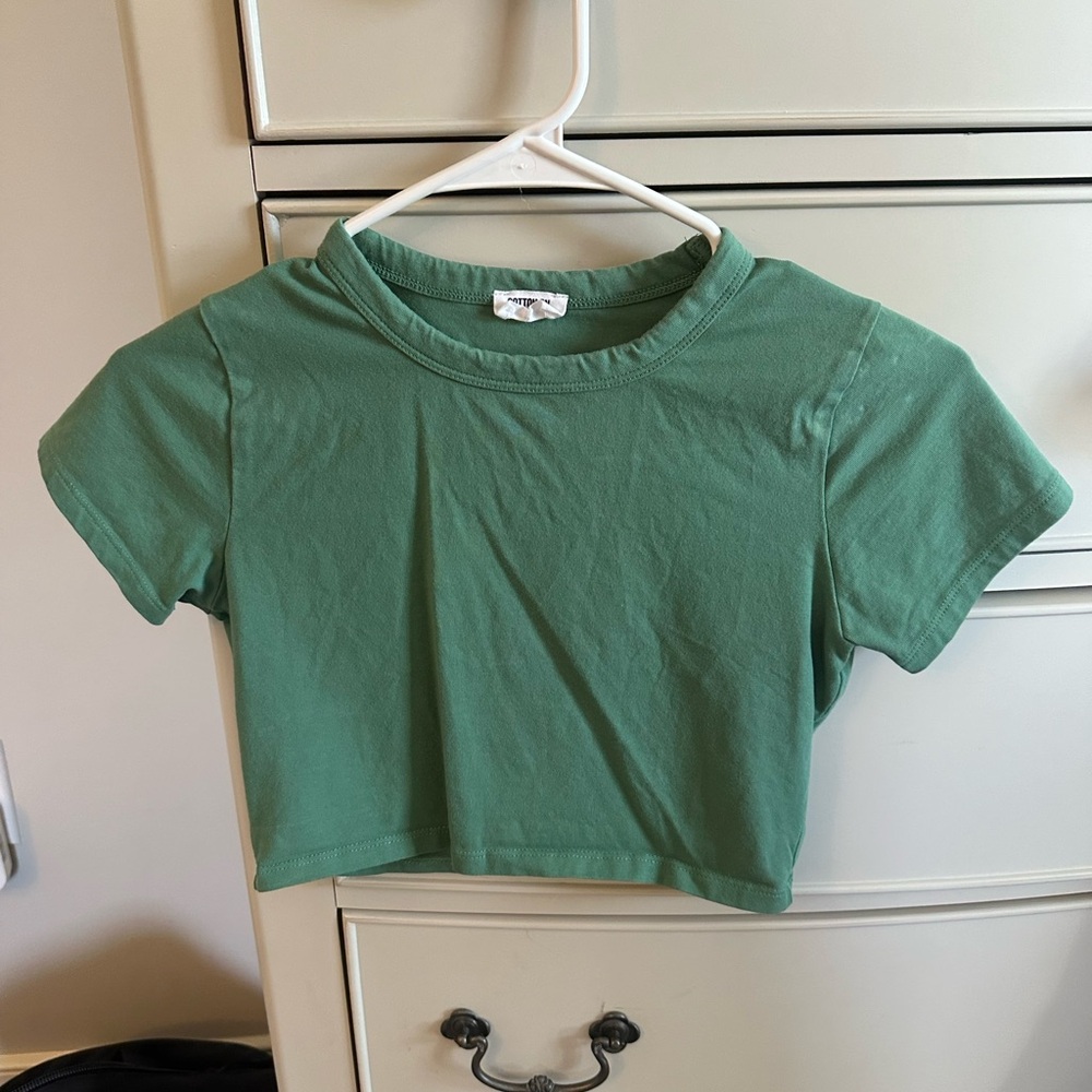 Cotton On form fitting crop top